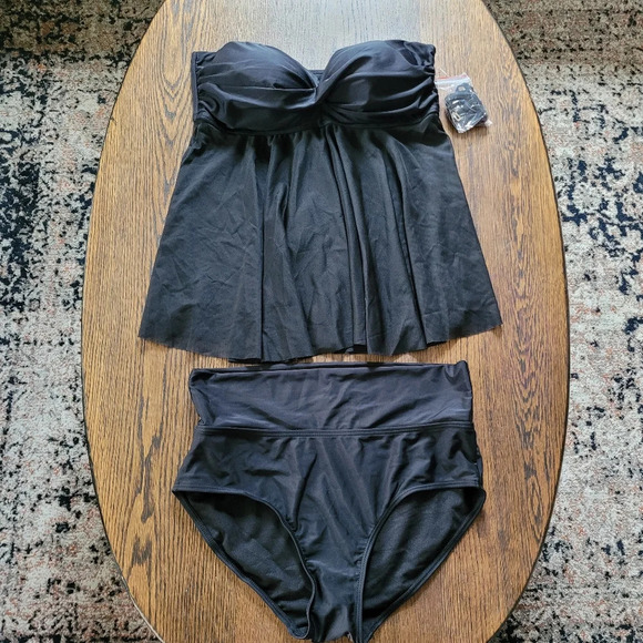 Flutterkini Black Swim Molded Top and Bottom Set Size Women Large NEW with TAGS - Picture 3 of 13